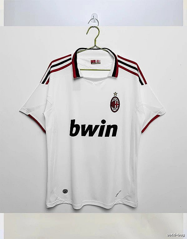AC Milan Gift Ready Retro soccer jersey Red Black Striped with Standout Detail