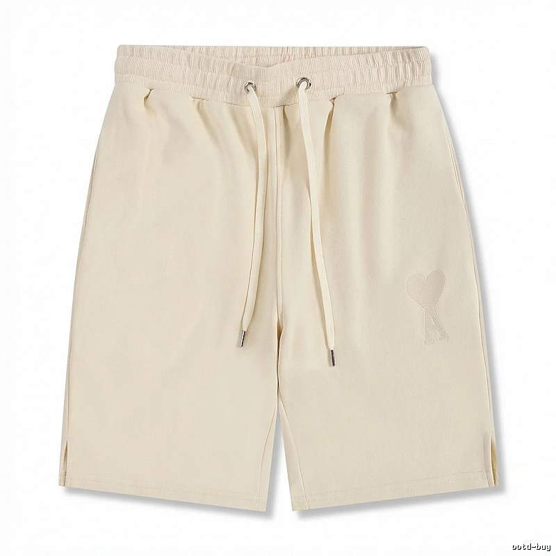 AMI casual style off-white shorts