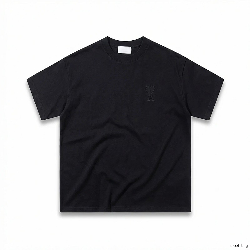 AMI Love Simple Style Black T-shirt