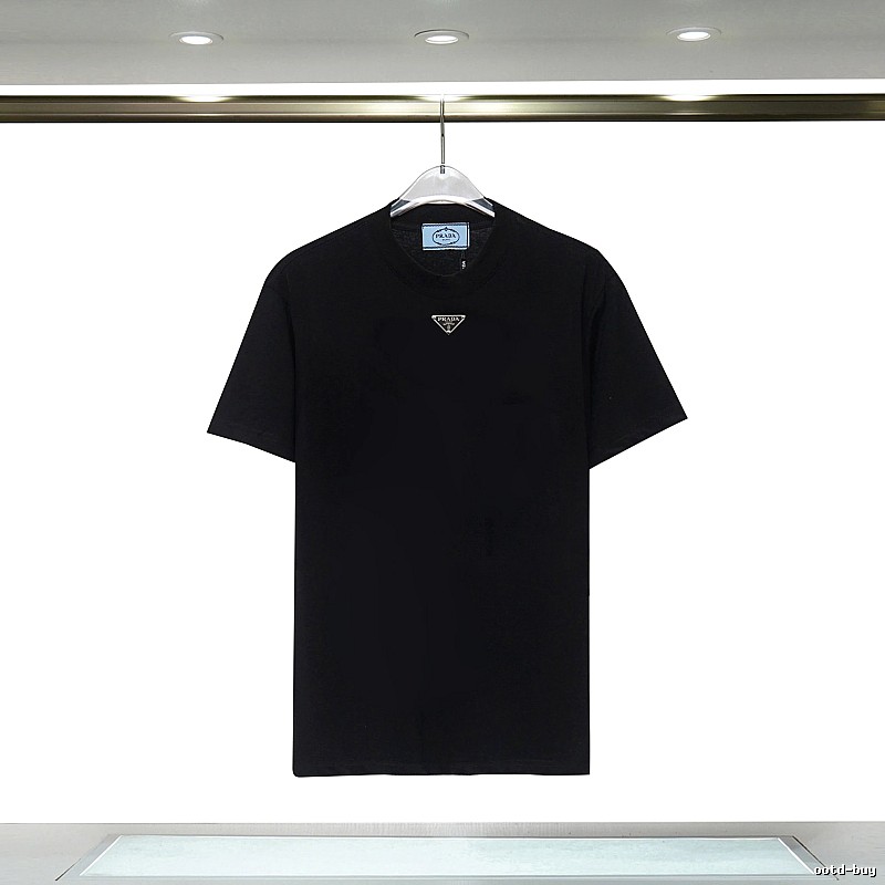 Amiri Patterned Logo T-shirt Black Small AM with Polished Detail