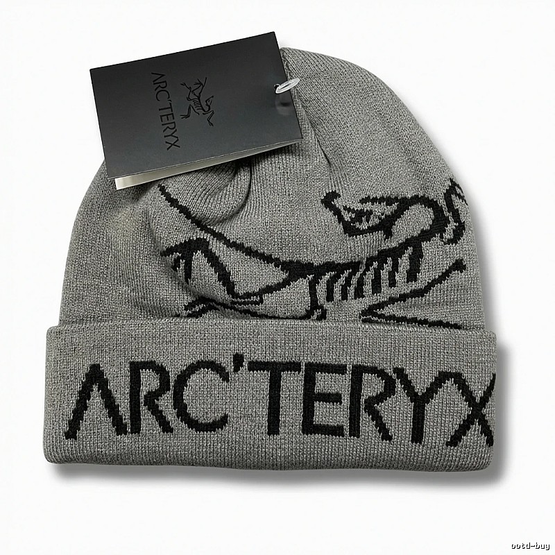 Arc'teryx minimalist style grey knitted hat