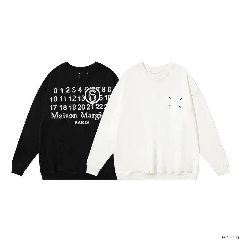 Balenciaga Classic Logo hoodie Black Pullover Small with Travel-Friendly Style