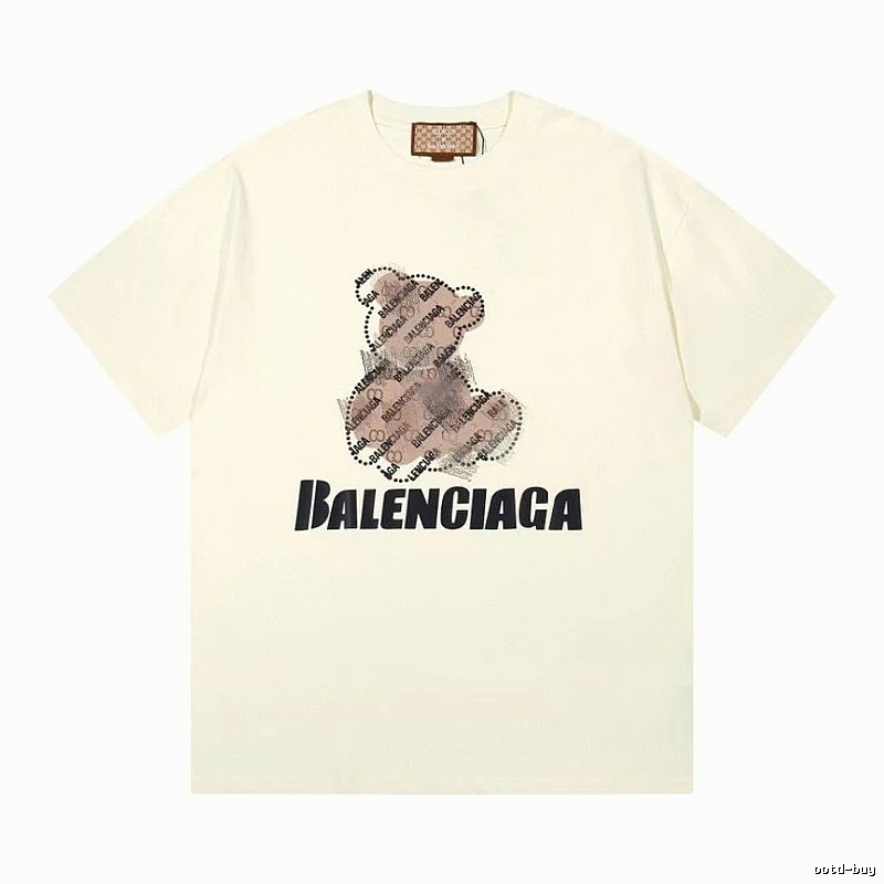 Balenciaga Trendy Off-white T-shirt with Bear Print