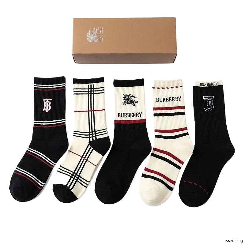 Burberry Classic Checkered British Style Socks