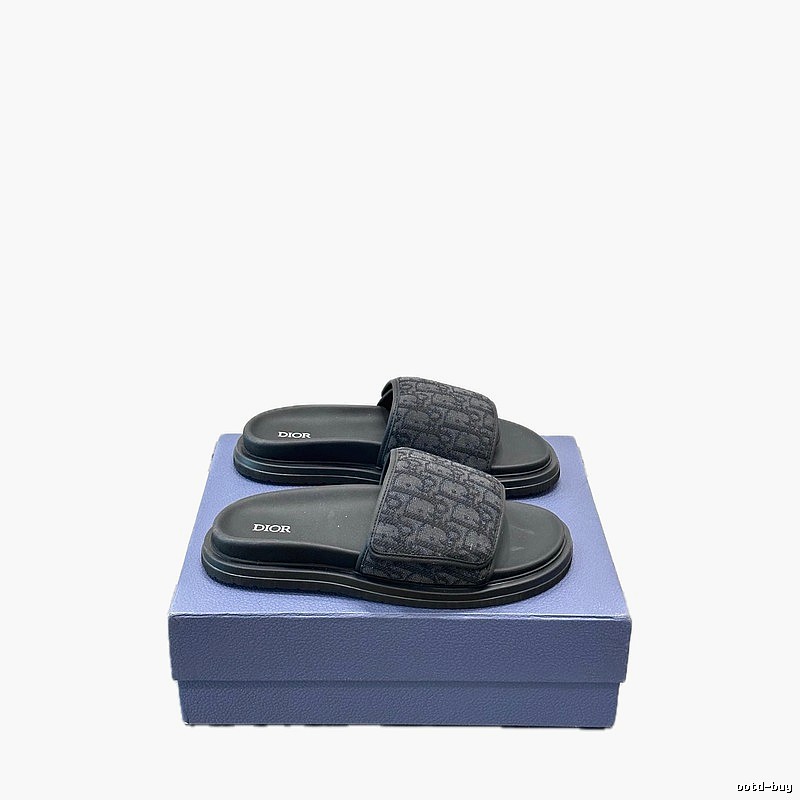 Dior Monogram Light Luxury Style Black Slide Sandals