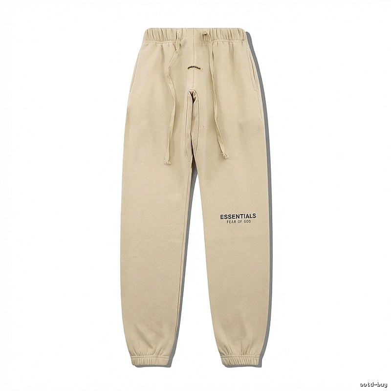 ESSENTIALS minimalist khaki pants