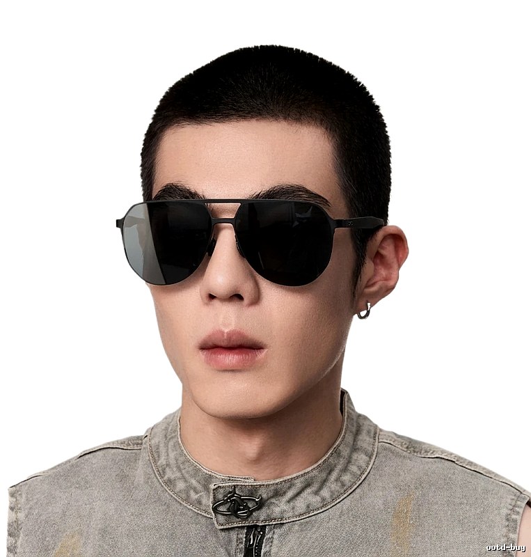 Gucci classic stylish black sunglasses