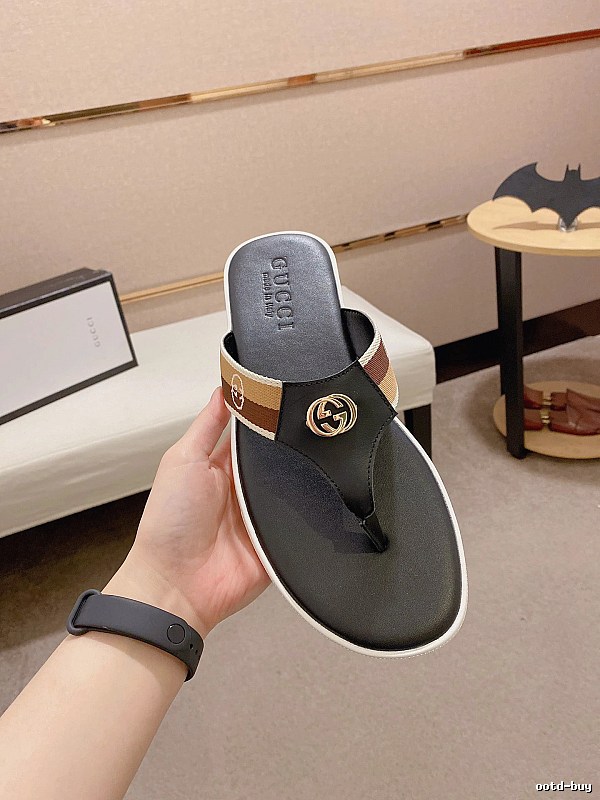 Gucci Double G Webbing Vintage Style Black Flip-Flops