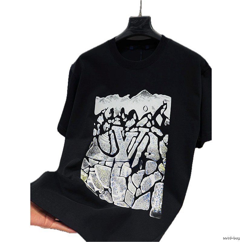 Louis Vuitton Mountain Stone Print Street Style Black T-Shirt