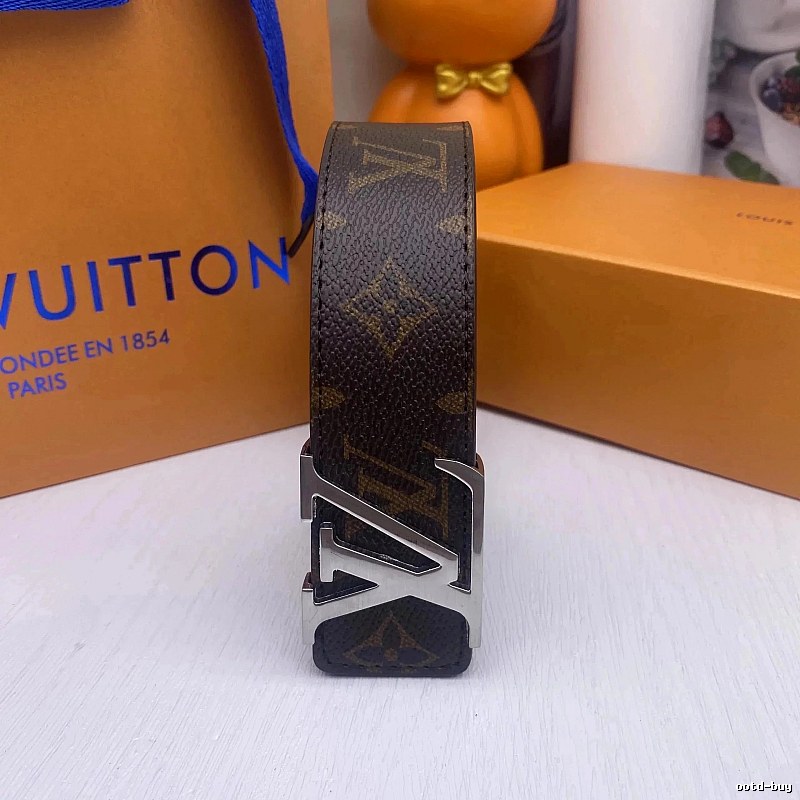 Louis Vuitton Weekend Accessory Focus Monogram Belt Gift Ready
