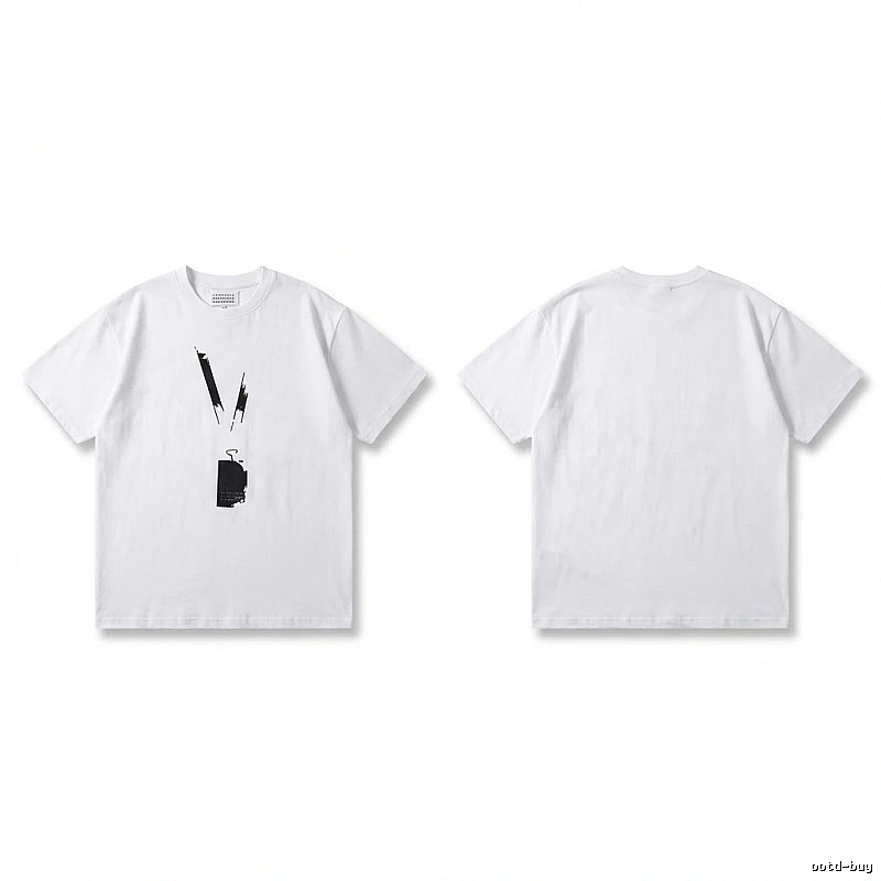 Maison Margiela minimalist style white T-shirt