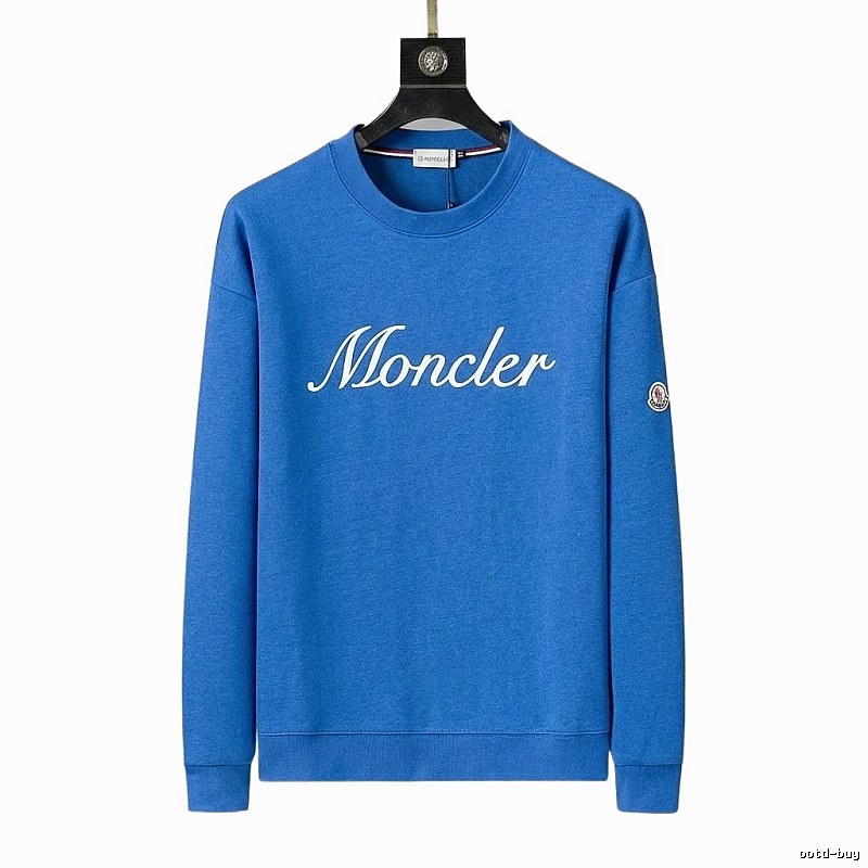 Moncler's simple and fashionable blue sweatshirt