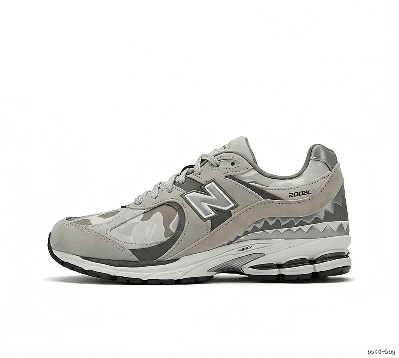 New Balance 2002C Retro Style Grey Shoes
