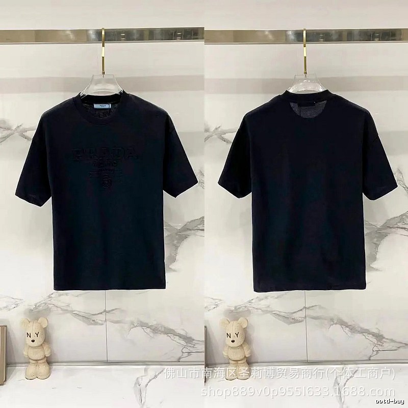 Prada Embossed Minimalist Style Black Short-sleeve T-shirt