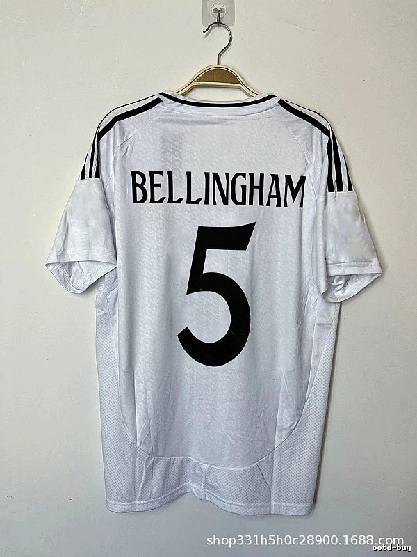 Real Madrid Classic Bellingham #5 soccer jersey White Real Madrid for Daily Styling