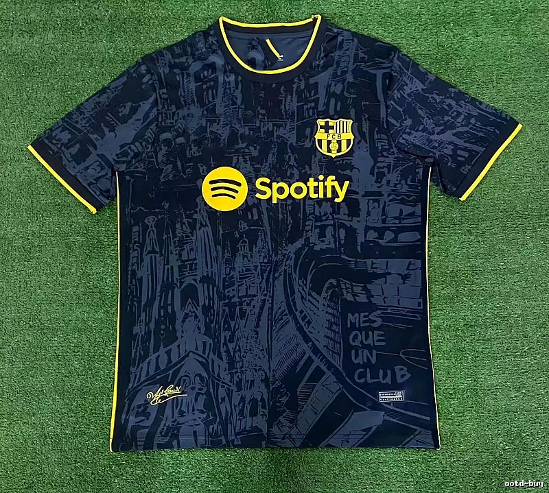 Real Madrid Commemorative-Style Look Dragon Soccer Jersey Campus Look