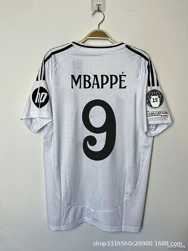 Real Madrid Statement Bellingham #5 soccer jersey White Real Madrid for Easy Pairing