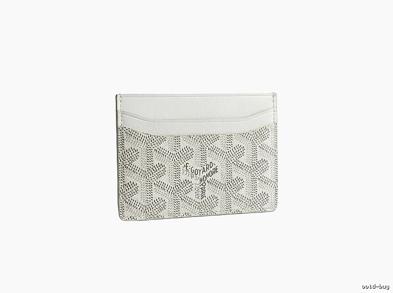 The classic white card case of GOYARD